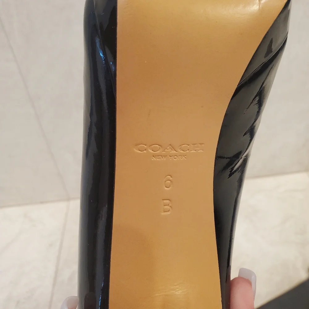 Coach Scarlet Heels, Size 6, Black - Picture 6 of 6